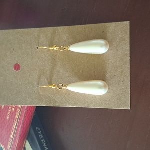 💜Dangle pearl earrings